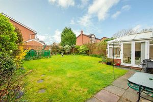 Photo 25- click for photo gallery